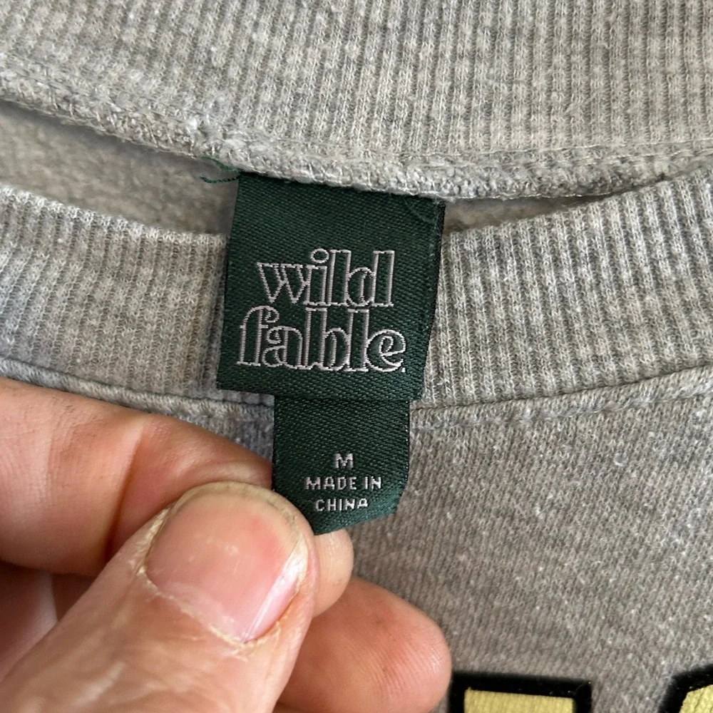 Wild Fable | Barcelona Gray Sweatshirt | Size Medium - Picture 2 of 5